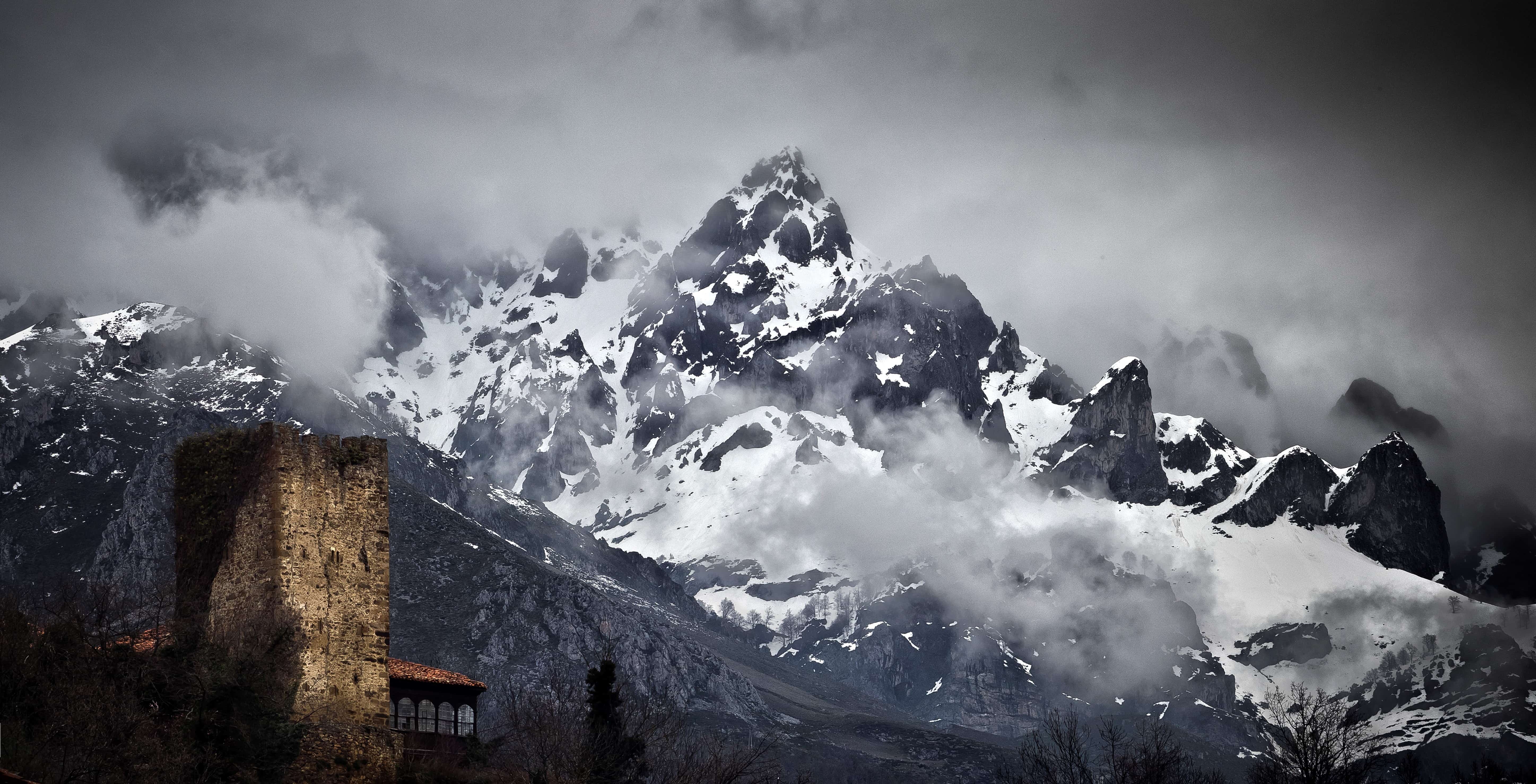 The Valley of Camaleño, gateway to the paradise of the Picos de Europa