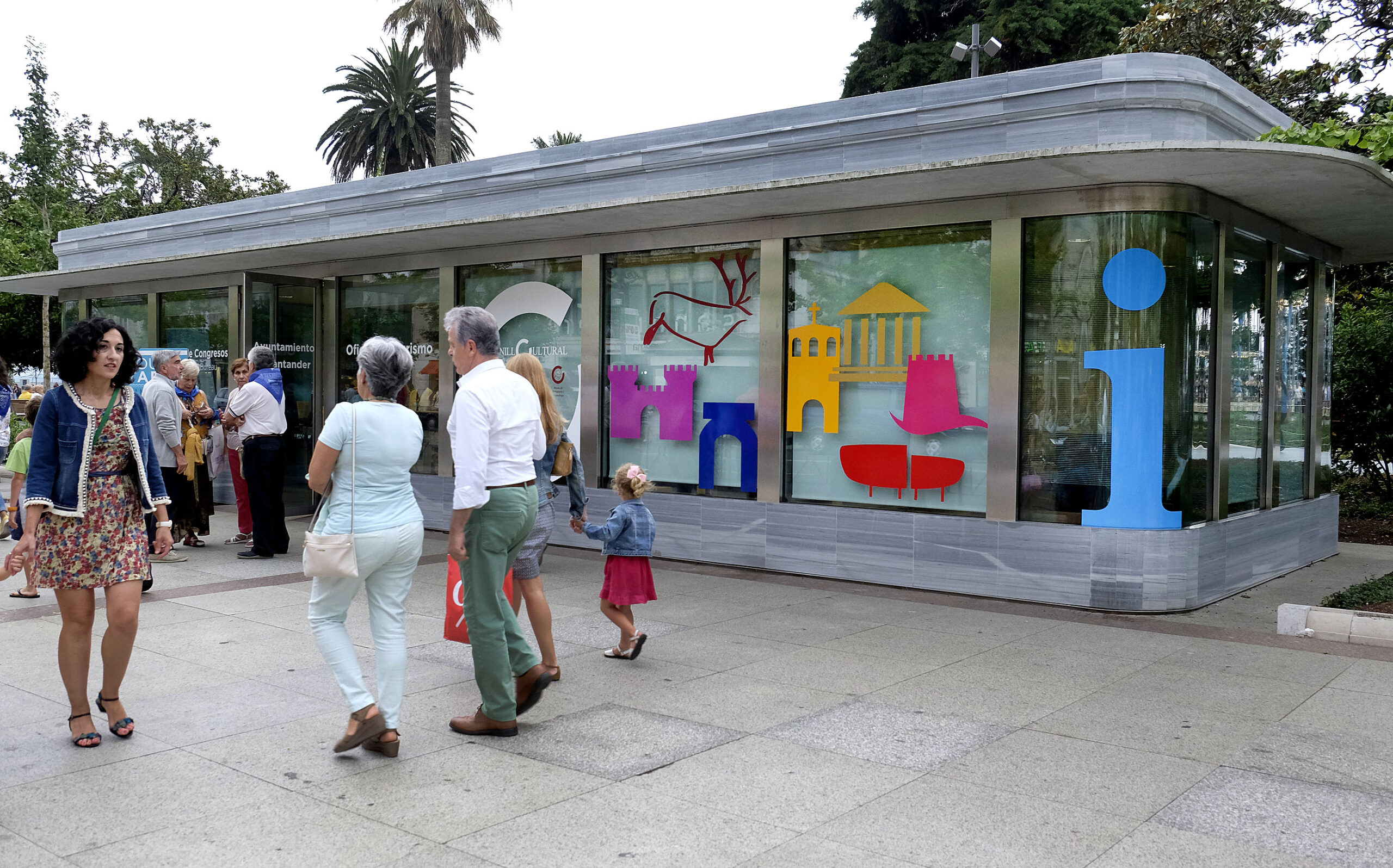 Tourist office (Jardines de Pereda)